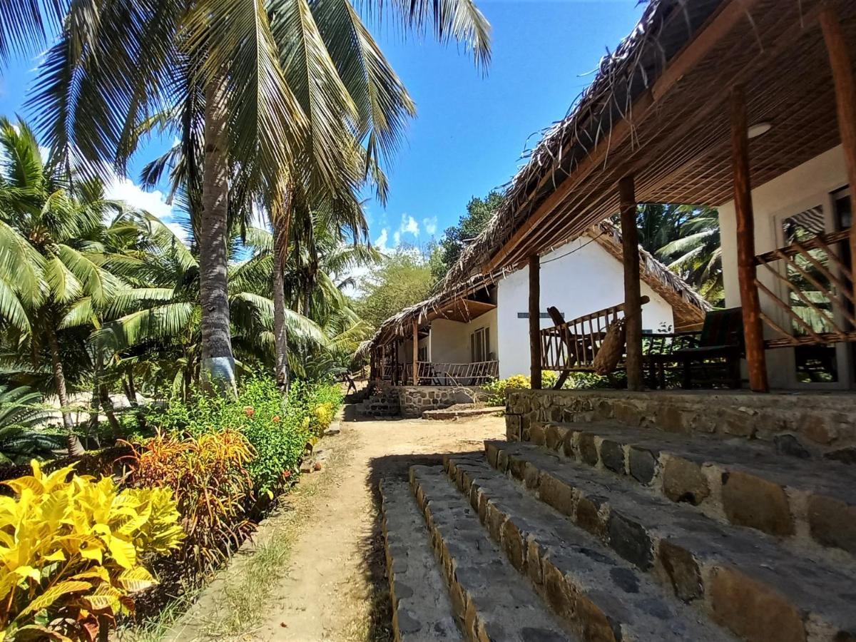 Moheli Laka Lodge Nioumachoua Eksteriør billede